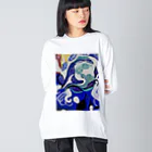 NIL の紺碧の葉魚と花❷ ビッグシルエットロングスリーブTシャツ