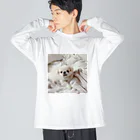uchinoinumiteの添い寝に誘う犬 Big Long Sleeve T-Shirt