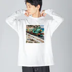 kenarakawaの海沿い走る汽車グッズ ビッグシルエットロングスリーブTシャツ