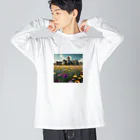 ハピネスの廃墟と花 ビッグシルエットロングスリーブTシャツ