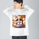 TomaTracksの骨をくわえた猫ちゃん ビッグシルエットロングスリーブTシャツ