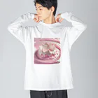 chan-takehaniの“ピンクのミルククラウン ビッグシルエットロングスリーブTシャツ