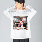 MTHの社内の文書を整理するミニブタ Big Long Sleeve T-Shirt