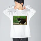 horidesuの振り向くネコ Big Long Sleeve T-Shirt
