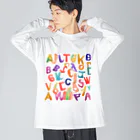 noiSutoaのカラフルな色使いと面白いデザインのアルファベット ビッグシルエットロングスリーブTシャツ