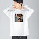 kaerinofficeのぱっちりとした瞳が魅力的な可愛いワンちゃんの写真です。 ビッグシルエットロングスリーブTシャツ