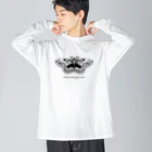 kitaooji shop SUZURI店のBrahmaea japonica ビッグシルエットロングスリーブTシャツ