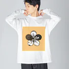 梅咲イラストワークの眠り猫の花紋 Big Long Sleeve T-Shirt