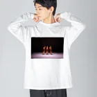 AI生成画像・風景・小物の写真をグッズにしてみましたのししとう3兄弟 Big Long Sleeve T-Shirt