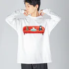 SANKAKU DESIGN STOREの新入りと古参の緊張感溢れるソーシャルディスタンス(社会的距離)。 Big Long Sleeve T-Shirt