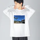 kazuminのBlue sky Big Long Sleeve T-Shirt