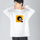 晴樹マートのガン見タヌキ Big Long Sleeve T-Shirt