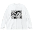 sisuのメンヘラお薬残骸写真 Big Long Sleeve T-Shirt