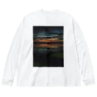 lostの暮れなずむ白鳥 Big Long Sleeve T-Shirt