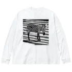 ちょうめんのはじっこのシマウマ横断歩道 Big Long Sleeve T-Shirt