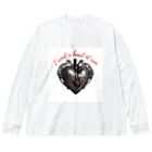 Love and peace to allの鉄の心臓が欲しい Big Long Sleeve T-Shirt