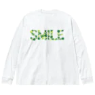 junichi-goodsのバルーン文字「SMILE」（緑色系） ビッグシルエットロングスリーブTシャツ