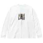 barisukaのバスルームのブルドッグ Big Long Sleeve T-Shirt