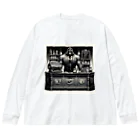 ゴリラショップのThe Mighty Gorilla Coffee Shop  Big Long Sleeve T-Shirt