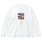 Mickショップの海岸に広がる砂浜と波打ち際 Big Long Sleeve T-Shirt