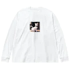 御殿のヒロ（猫大好き）の癒しの猫 Big Long Sleeve T-Shirt