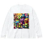 LEAD !のモンスターの親子が笑顔で楽しそうに遊んでいる風景 Big Long Sleeve T-Shirt