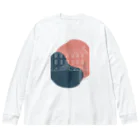 SANKAKU DESIGN STOREの事件の匂いがするペンション。 ビッグシルエットロングスリーブTシャツ