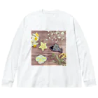 imc-chibiのビーズ刺繍のサカナとヒトデとちょうちょと植物 Big Long Sleeve T-Shirt