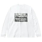 𝙉𝙤𝙗𝙪’𝙨 𝙁𝙖𝙘𝙩𝙧𝙮のI seem to be crazy ビッグシルエットロングスリーブTシャツ