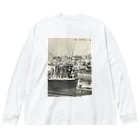 リューカデンドロンの釣りをする人 Big Long Sleeve T-Shirt