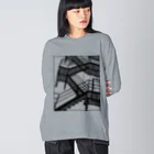 シマシマさぼてんの非常階段（BLACK） Big Long Sleeve T-Shirt