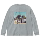 cocomane.artのビーチサイドハウス Big Long Sleeve T-Shirt