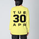 XlebreknitのTuesday, 30th April Big Long Sleeve T-Shirt