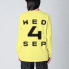 XlebreknitのWednesday, 4th September Big Long Sleeve T-Shirt