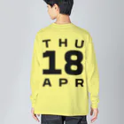 XlebreknitのThursday, 18th April Big Long Sleeve T-Shirt