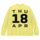 XlebreknitのThursday, 18th April Big Long Sleeve T-Shirt