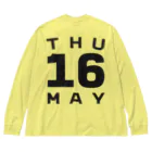 XlebreknitのThursday, 16th May Big Long Sleeve T-Shirt