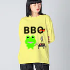 みらケロのBBQを楽しむカエルくん ビッグシルエットロングスリーブTシャツ