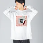 OWAYON ∞ （オワヨン　インフィニティ）の【引退馬支援企画】TUKGA KIREI DESUNE ウォールTYPE Big Long Sleeve T-Shirt