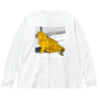 umbrella shopのデブトラちゃん モノクロ背景 Big Long Sleeve T-Shirt