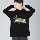 魚の目玉 SUZURI店の眠るオオスカシバ ビッグシルエットロングスリーブTシャツ