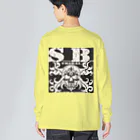 Ａ’ｚｗｏｒｋＳのSKULL&BONE TRIBAL GRUNGE WHT ON BLK Big Long Sleeve T-Shirt