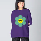 Bepppin3Companyのレトロフラワー★グリーン Big Long Sleeve T-Shirt