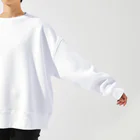 ヤママユ(ヤママユ・ペンギイナ)のふたごのイワトビペンギン(キタ) Big Crew Neck Sweatshirt :shoulder drop