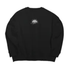 up to meのフロントロゴ（White） Big Crew Neck Sweatshirt