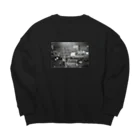 The Songsariのwaiting for dawn Big Crew Neck Sweatshirt