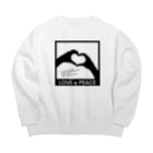 アージーのLOVE and PEACE Big Crew Neck Sweatshirt