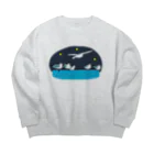 小鳥と映画館の夜のユリカモメ Big Crew Neck Sweatshirt