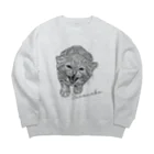 liibeのスナネコ　激おこシャー Big Crew Neck Sweatshirt