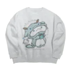 itsuto-こねこしょうしょうめんへらの「たったあ…たつさん」 Big Crew Neck Sweatshirt